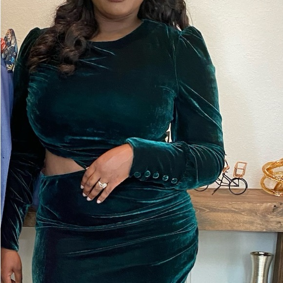 ASOS cut-out side long sleeve velvet midi emerald green dress (US 12/ UK 14) - Picture 6 of 6